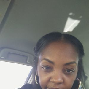 Meet your Posher, Leah mzdoinme